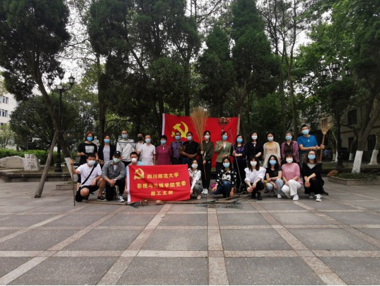 a春去夏来师生情 上下齐心待归期1128.jpg